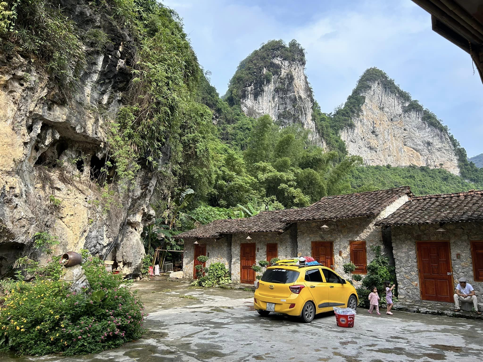 Yến Nhi Homestay Bản Giốc